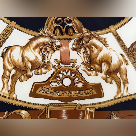 Hermes Scarf 90 "CHEVAIX DE TRAIT" Silk Scarf 35" Vintage Gold Black White - Picture 3 of 7